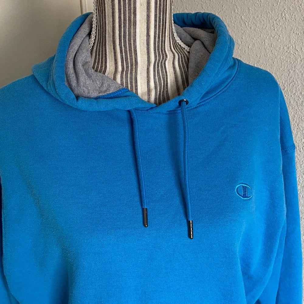 Champion Men's Vibrant Blue Hoodie